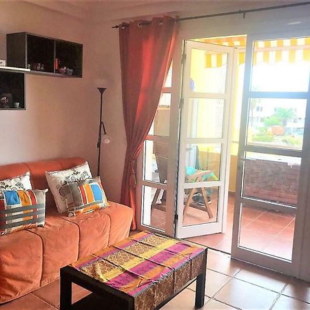 Orlando Apartments Адехе Екстериор снимка