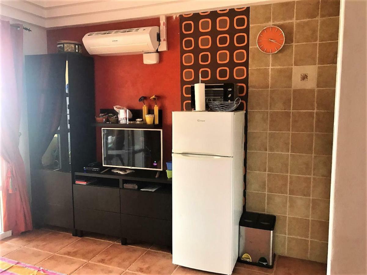 Orlando Apartments Адехе Екстериор снимка